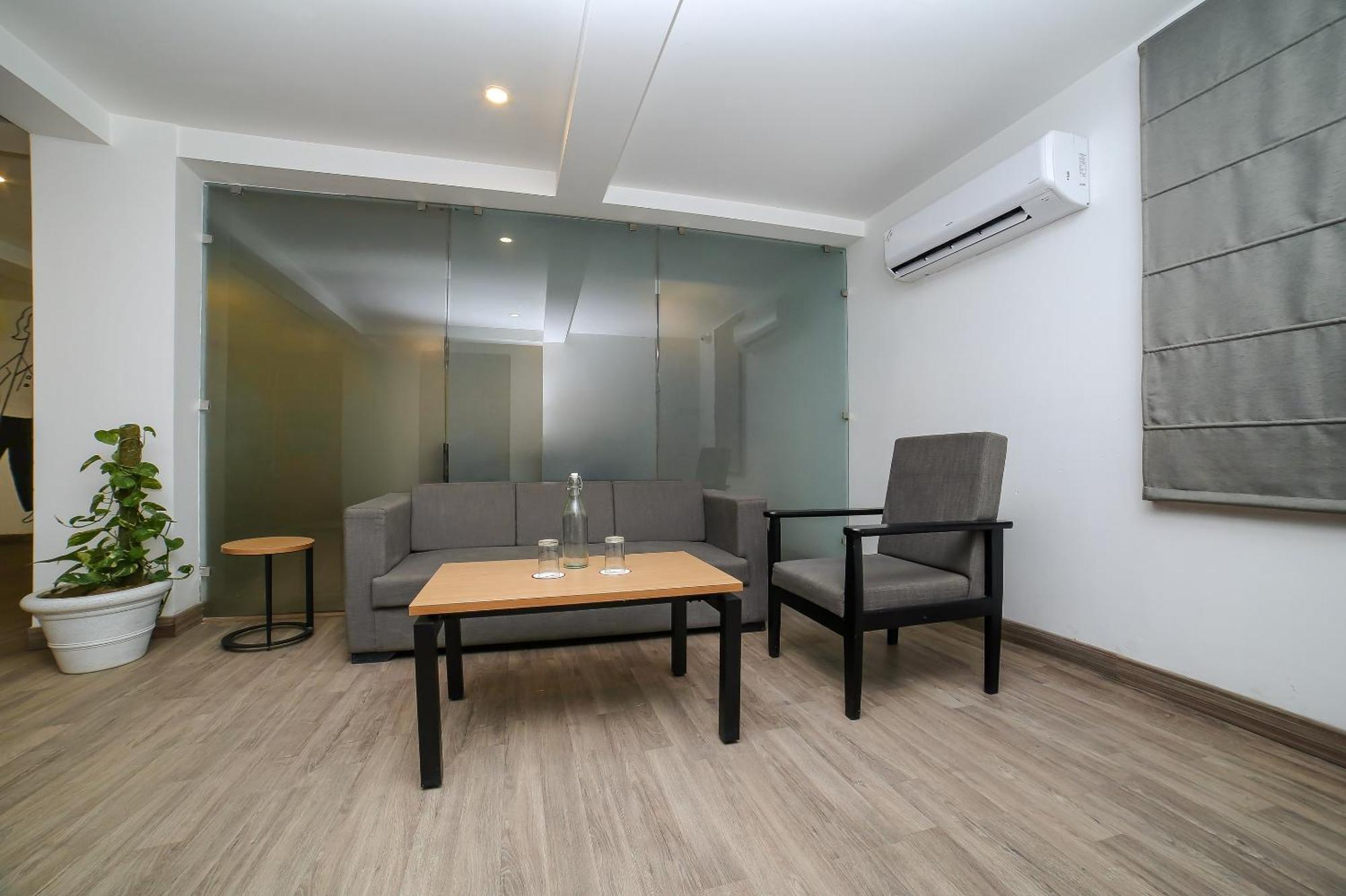 Townhouse Sohna Road 2 Hotel คูร์เคาน์ ภายนอก รูปภาพ